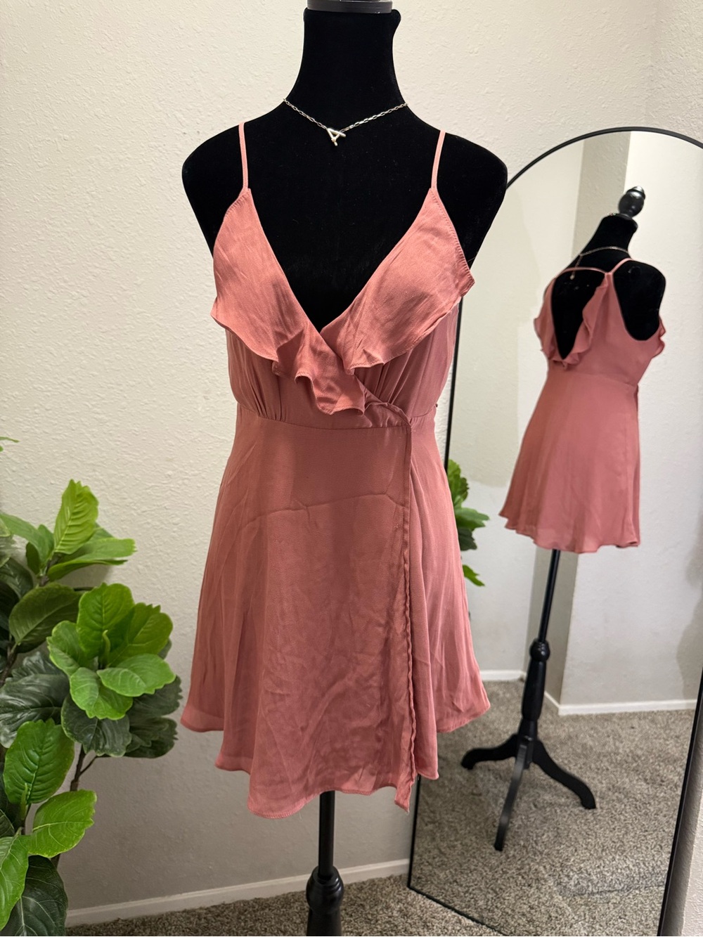 Forever 21 Dusty Rose Ruffle V-Neck Mini Dress